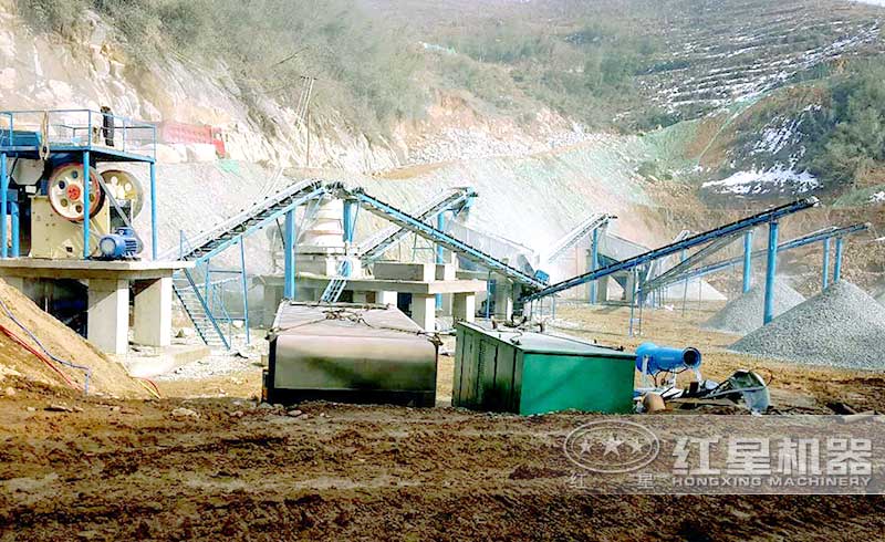 圓錐破破碎硬石灰石現(xiàn)場(chǎng) 圓錐破破碎硬石灰石現(xiàn)場(chǎng)