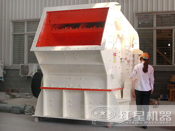 1000*700礦石反擊式破碎機(jī)