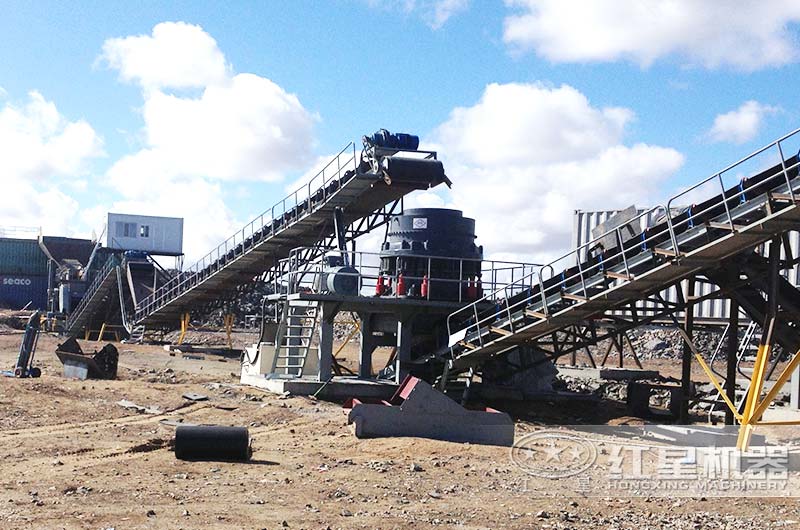 河南三門(mén)峽時(shí)產(chǎn)200噸花崗巖破碎生產(chǎn)線